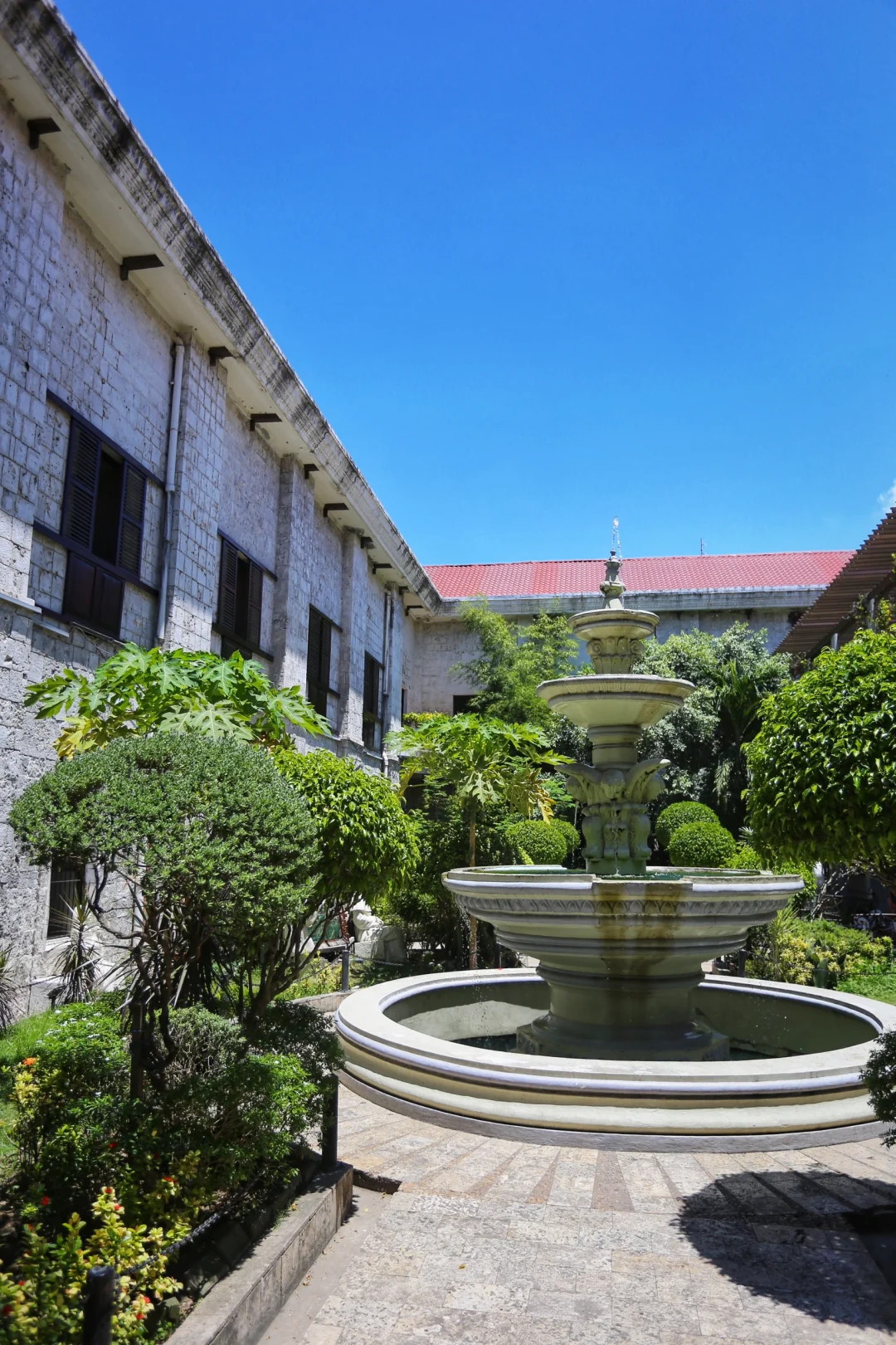 Cebu-Basilica of the Holy Child in the Philippines⛪️, the oldest Roman Catholic church in Cebu