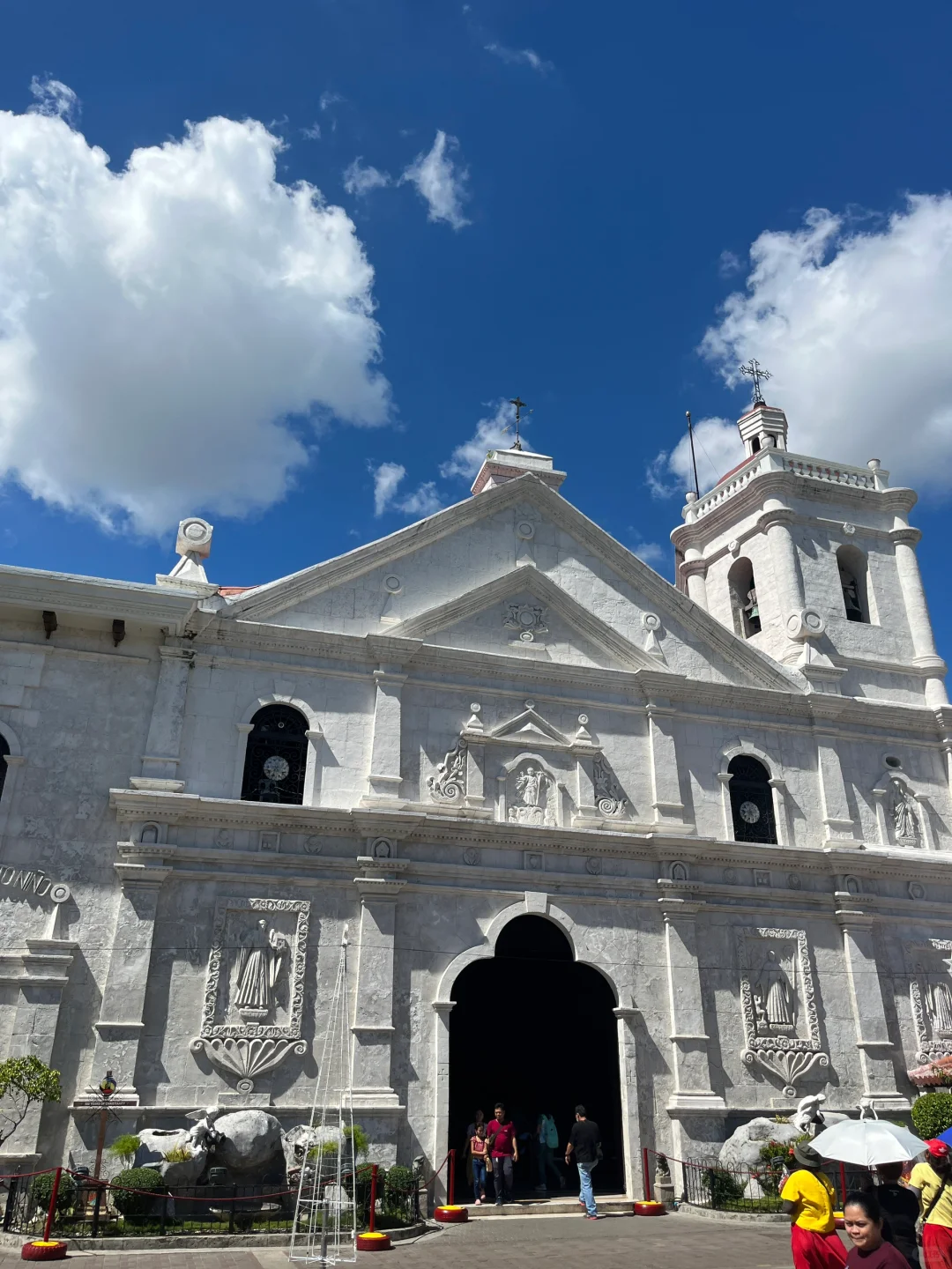 Cebu-2-day travel record in Cebu, Philippines (bus to Leah Temple)