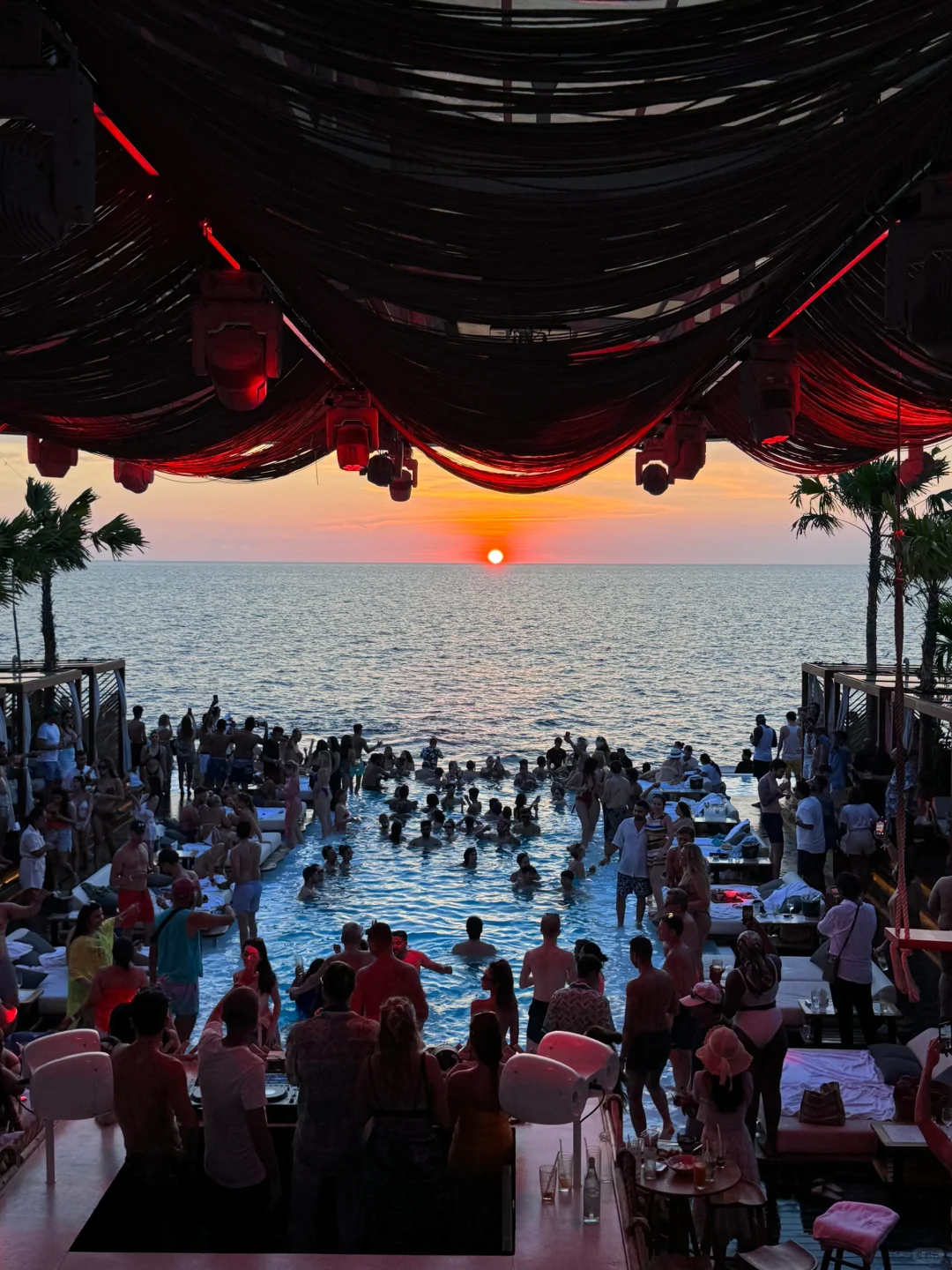 Phuket-Yona Beach Club, Phuket, Thailand, the world's largest floating bar