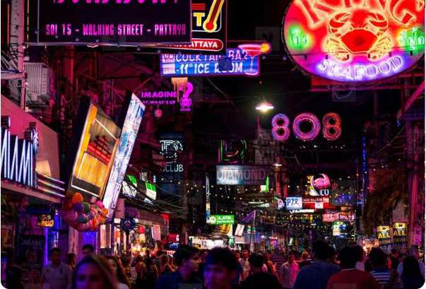 Pattaya-Pattaya romantic nightlife travel guide, nightclubs and sexy bubble baths