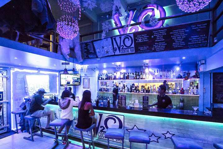 Pattaya-TOP 10 recommended bars in Pattaya with dazzling neon lights