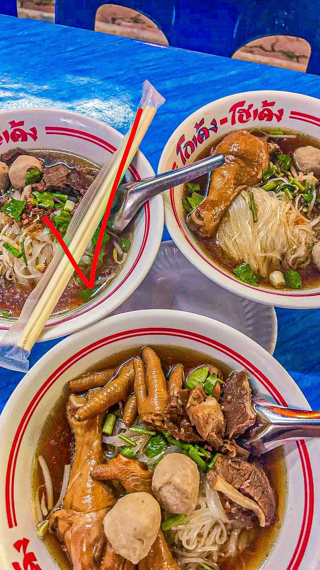 Krabi-Go Deng Thai Noodle😋, a must-try noodle dish in Krabi, Thailand