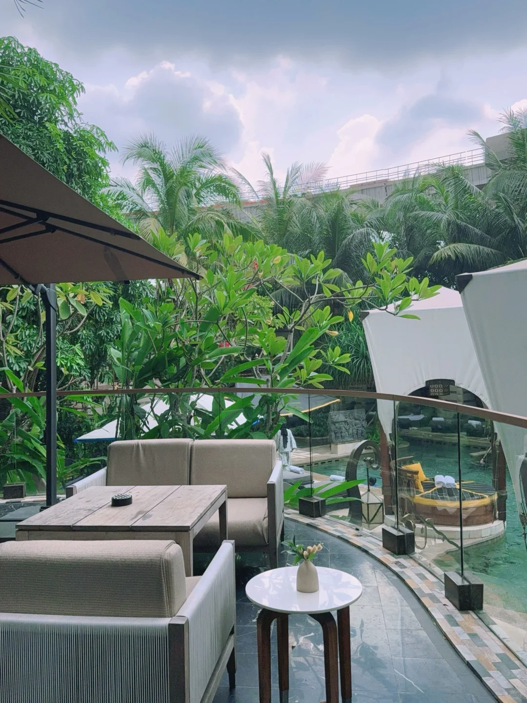 Jakarta-St. Regis Jakarta review: the pool feels like a little Bali