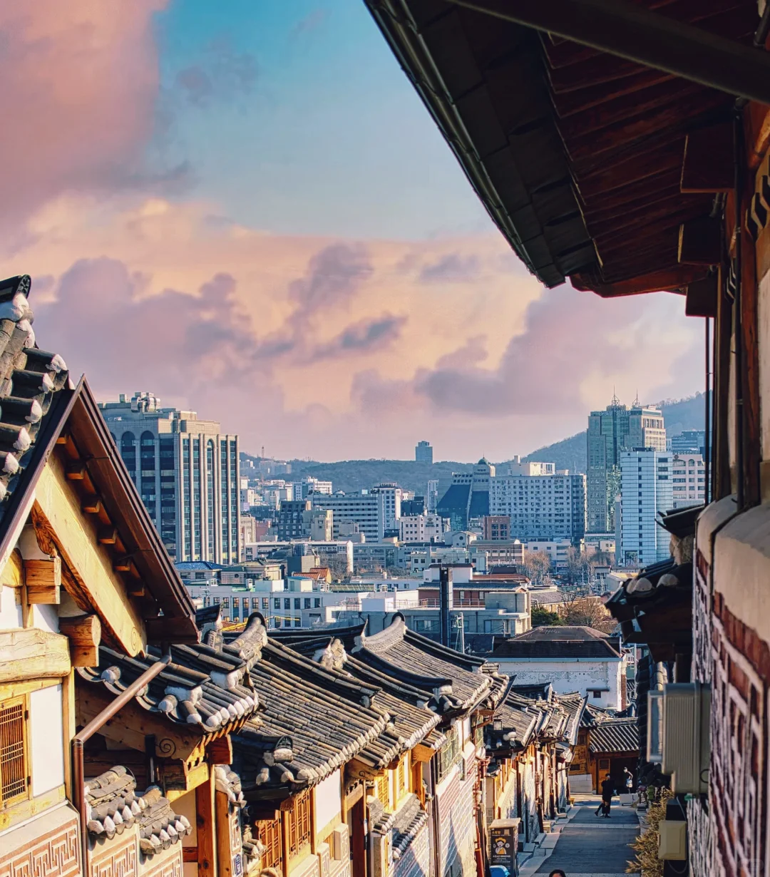 Seoul-Top 10 attractions in Seoul🕌. Gyeongbokgung Palace, Bukchon Hanok Village, Insadong Street...