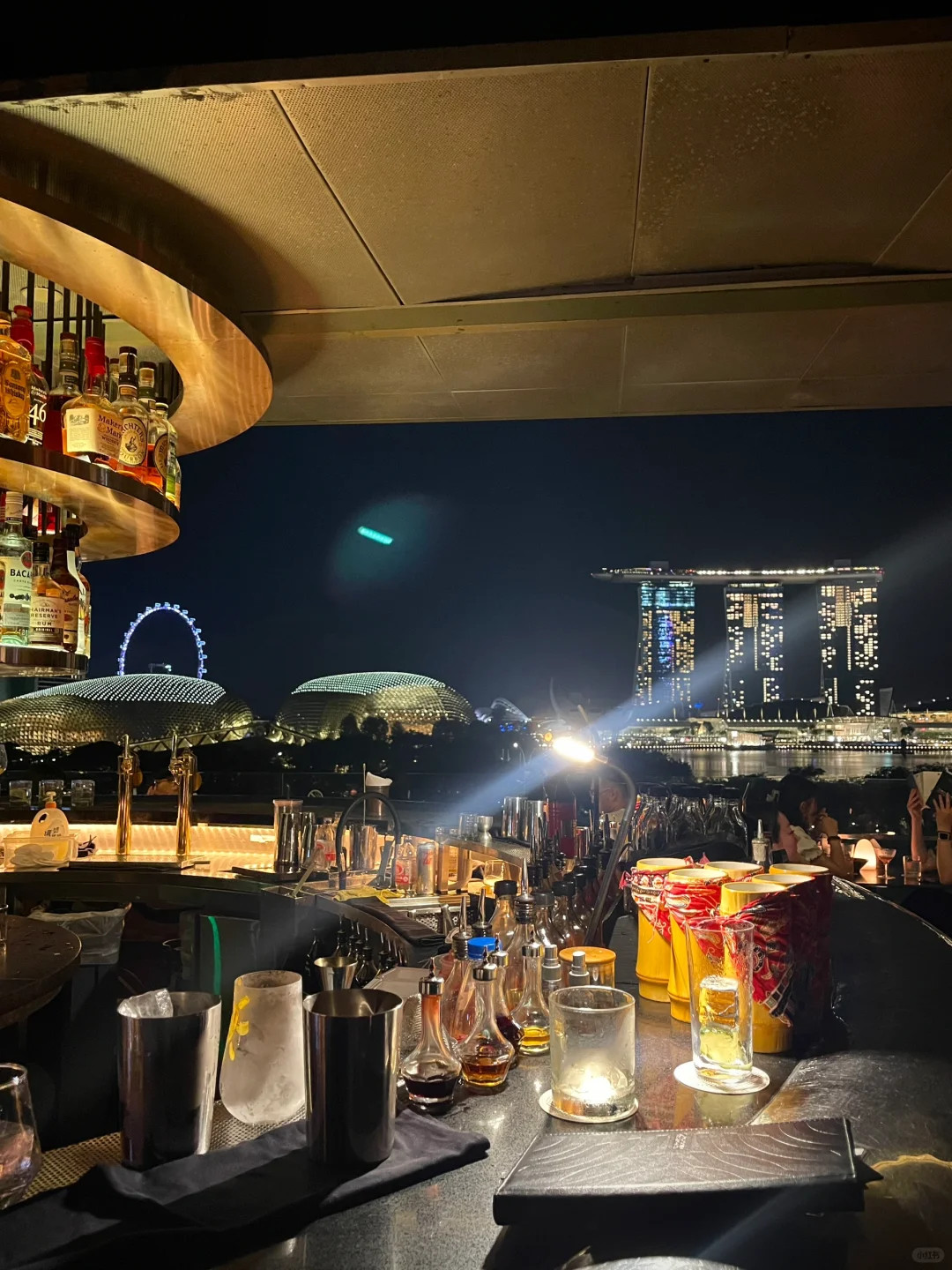 Singapore-Smoke&Mirrors, spend a little money to enjoy the best view of Singapore