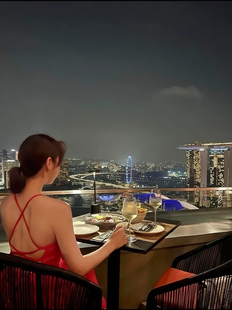 Singapore-In Singapore, these 6 night view bars are very impressive, each with its own characteristics