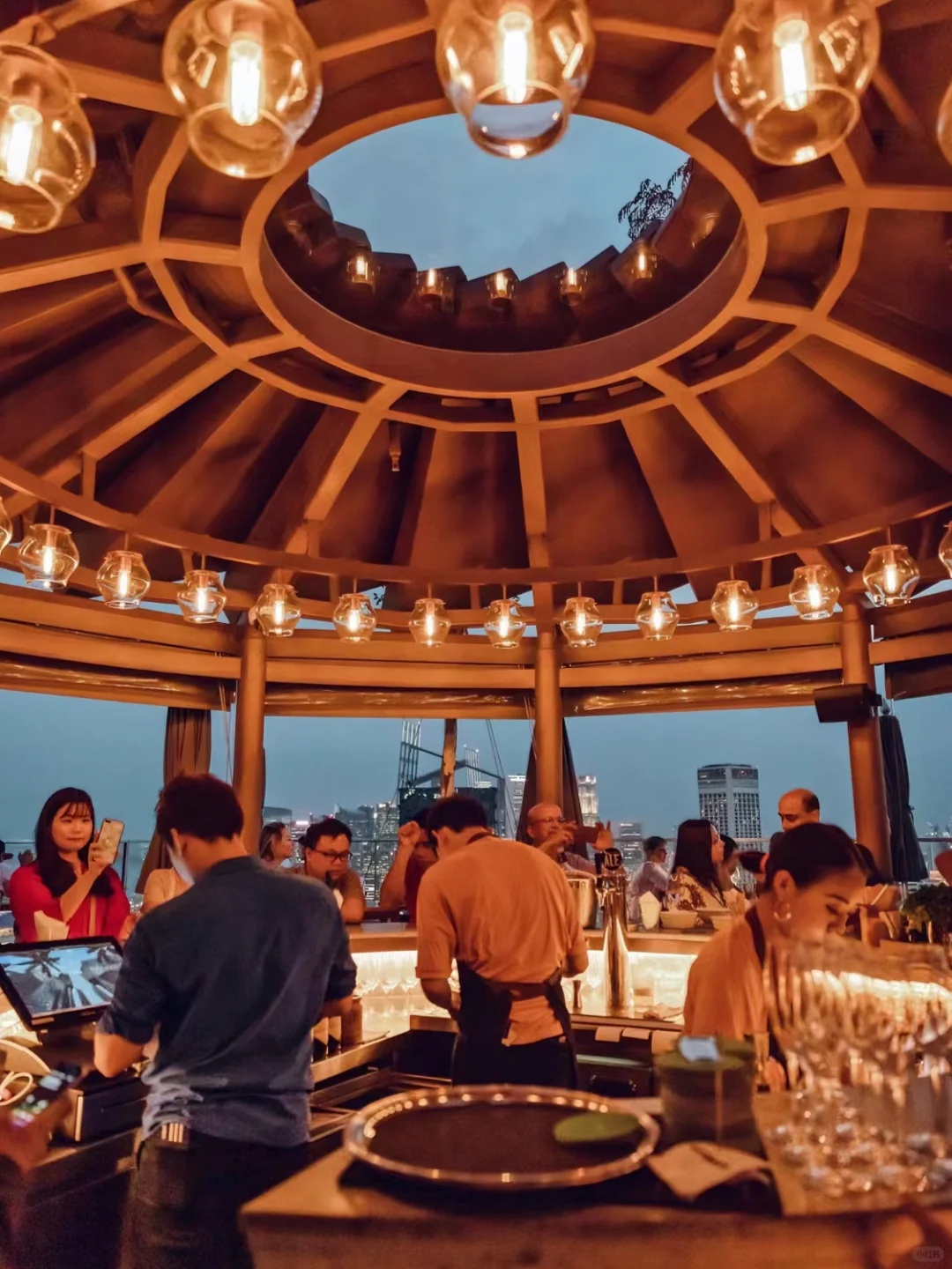 Singapore-In Singapore, these 6 night view bars are very impressive, each with its own characteristics