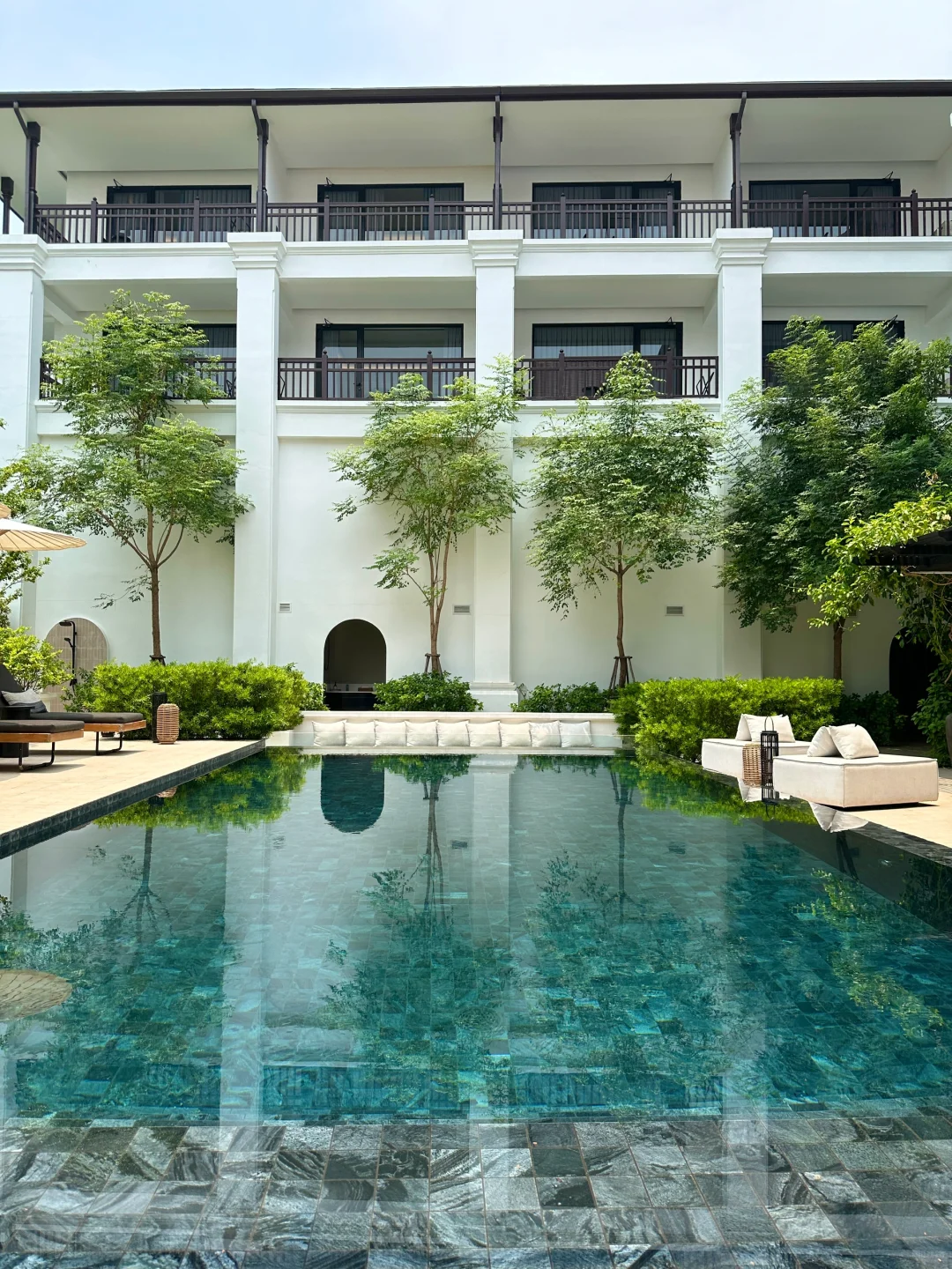 Chiang Mai-Chiang Mai Raya Heritage Hotel, enjoy the sun and food