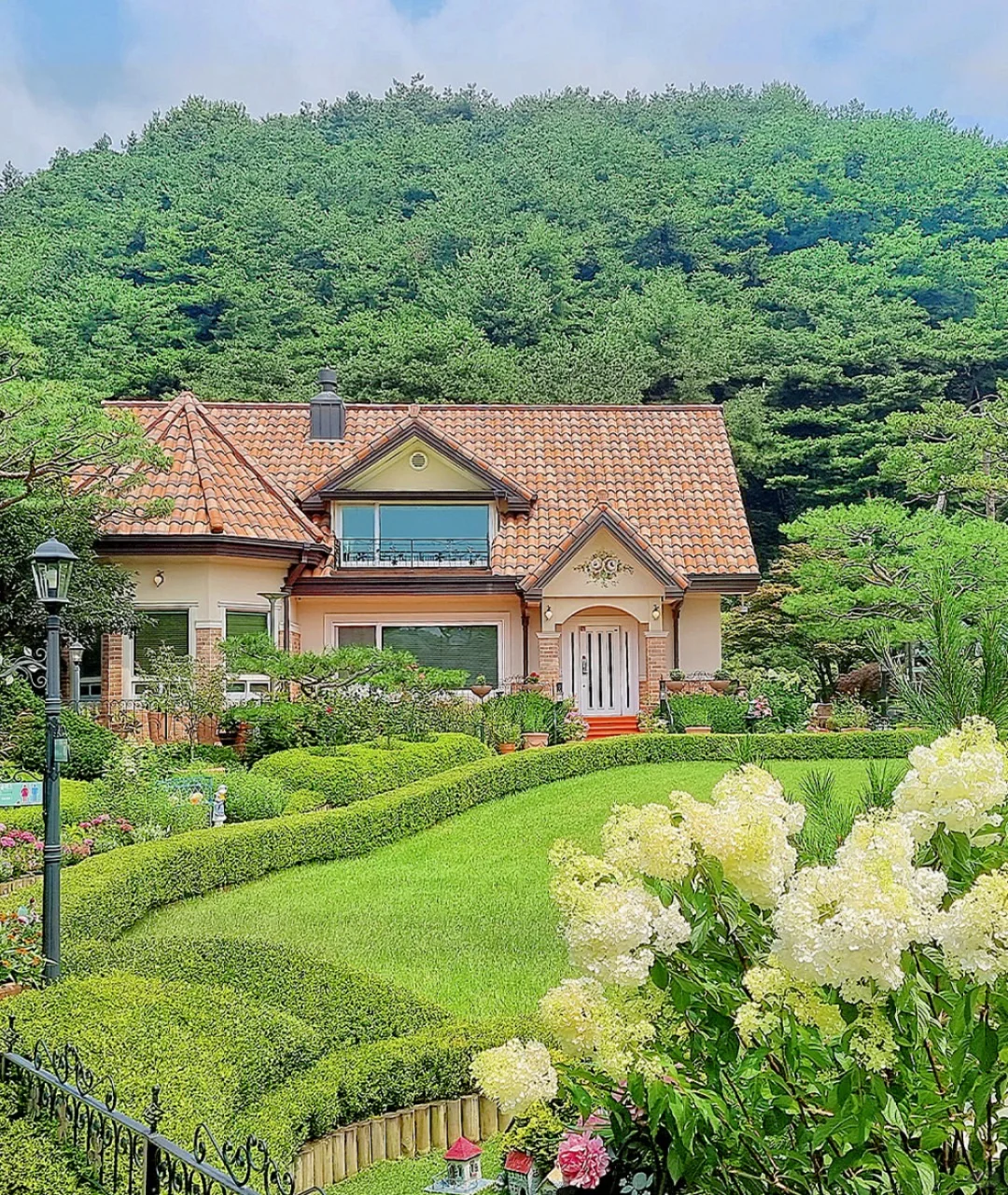 Seoul-The entire estate can be enjoyed for only 8,000 won🌳