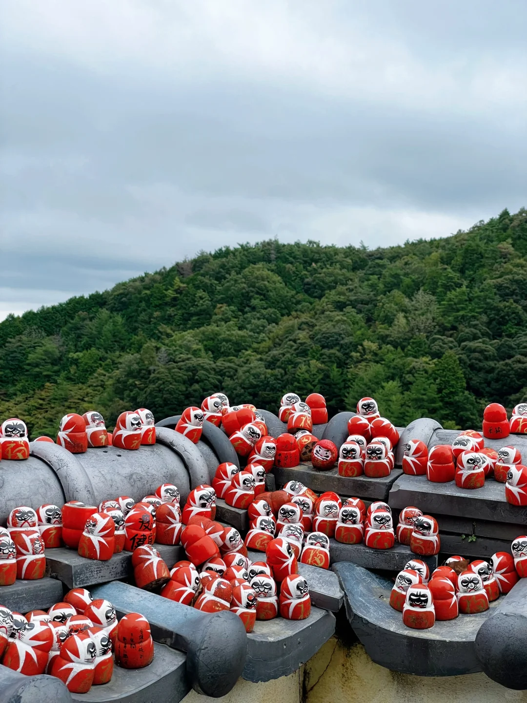 Osaka-Katsuoji Temple in Osaka, Daruma dolls are everywhere and very cute