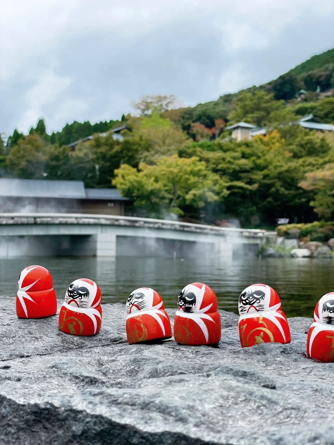 Osaka-Katsuoji Temple in Osaka, Daruma dolls are everywhere and very cute