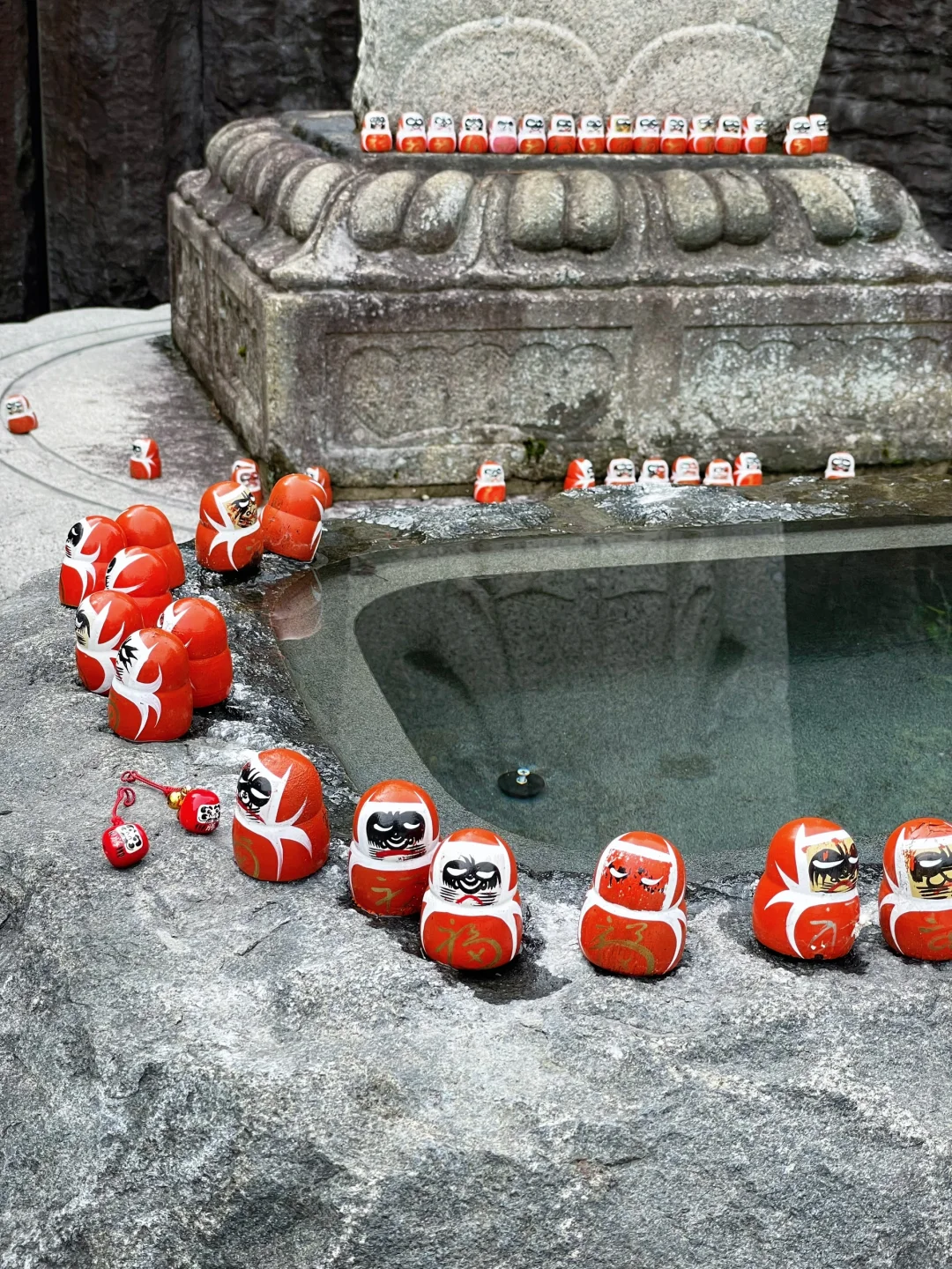 Osaka-Katsuoji Temple in Osaka, Daruma dolls are everywhere and very cute