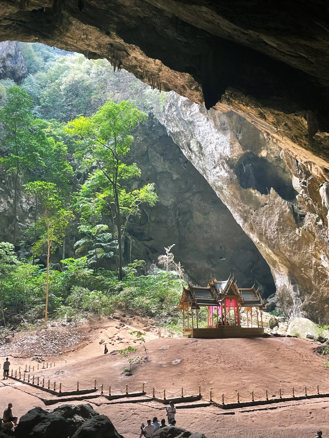 Hua Hin-Travel Guide to Khao Sam Roi Yot National Park in South Hua Hin