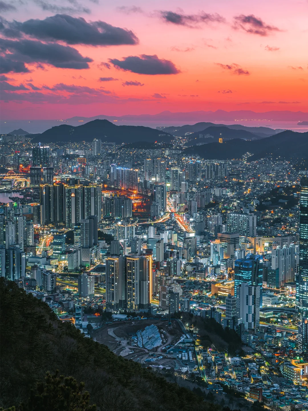 Busan/Jeju-Busan Night View 🌃｜Hwangnyeongsan Observation Deck & Beacon Tower