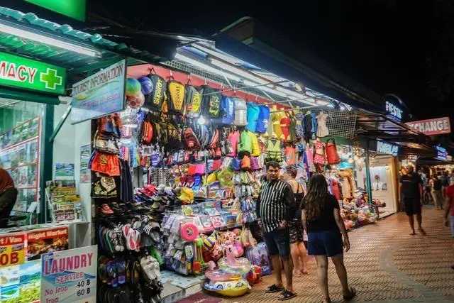 Krabi-They are all back! Krabi's Nam Ao Night Market is bustling with tourists and it is spectacular!