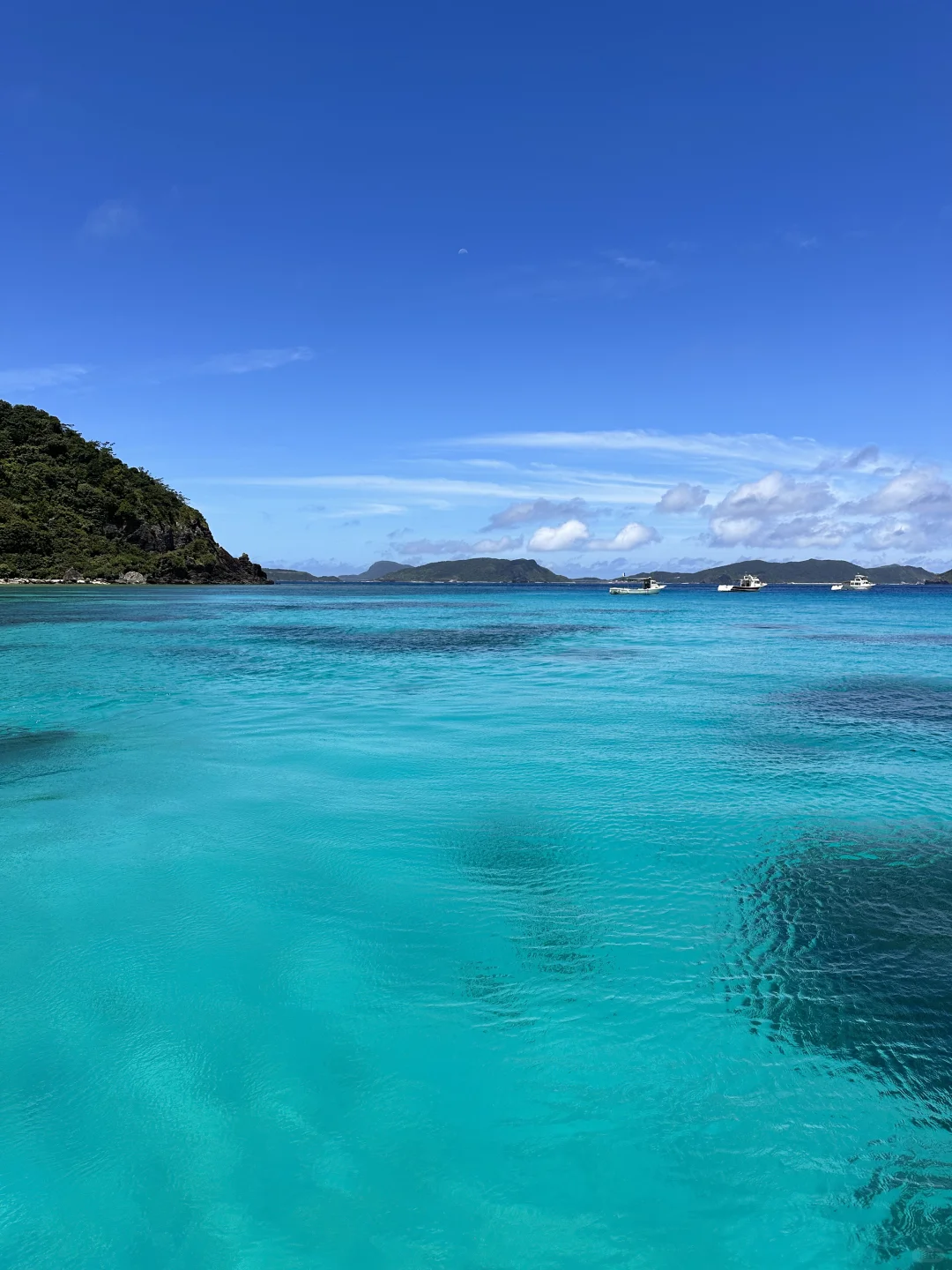 Okinawa-I saw a real glass sea in Okinawa! It was so blue that I was speechless