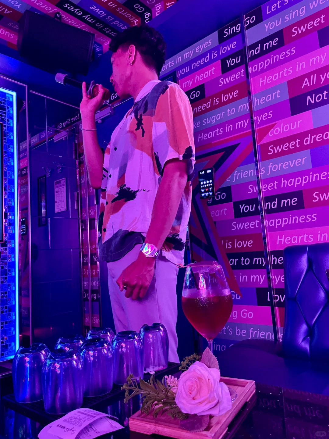 Taiwan-ATT 4 FUN, a gathering place for young people's nightlife in Taipei