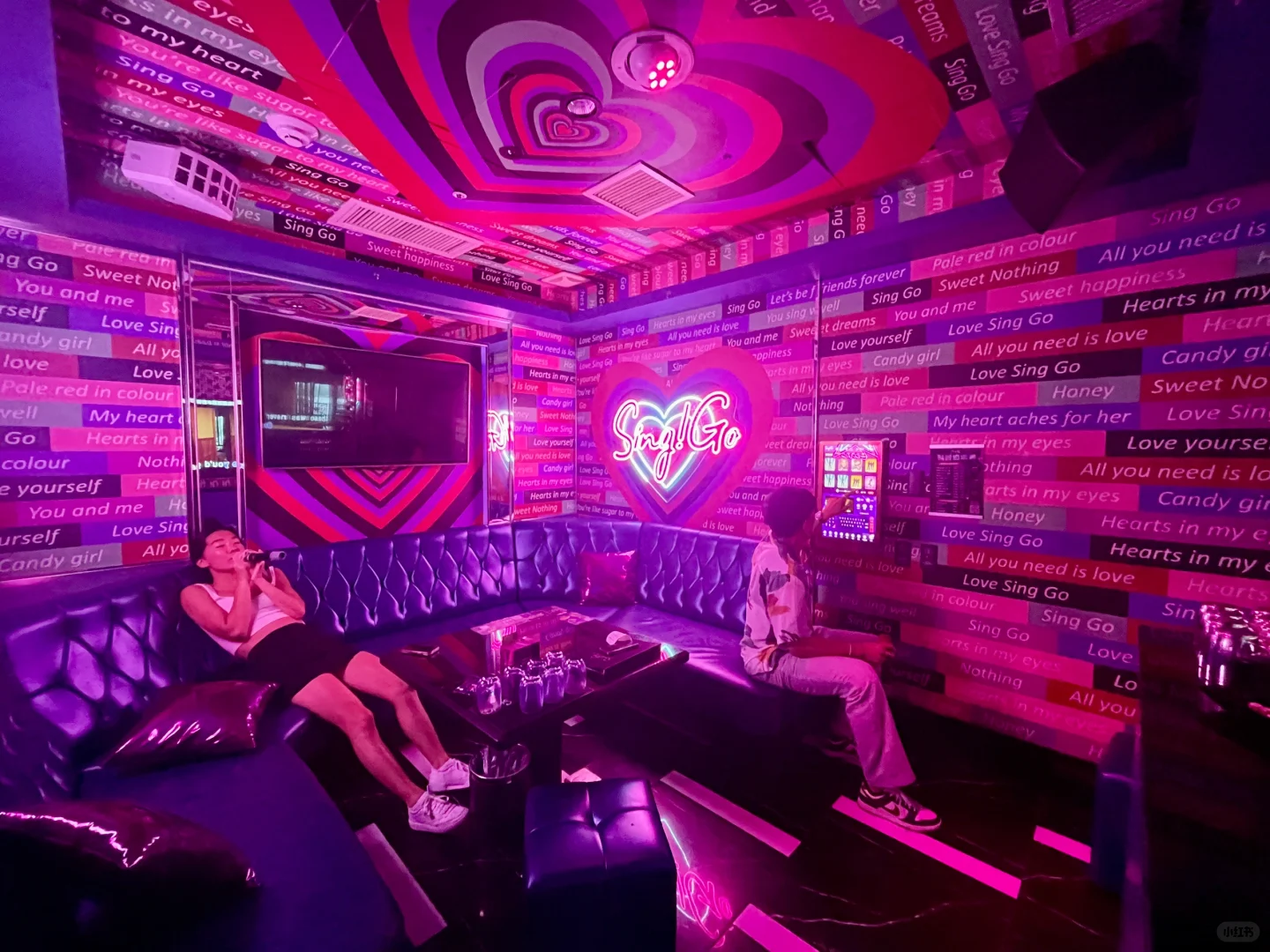 Taiwan-ATT 4 FUN, a gathering place for young people's nightlife in Taipei