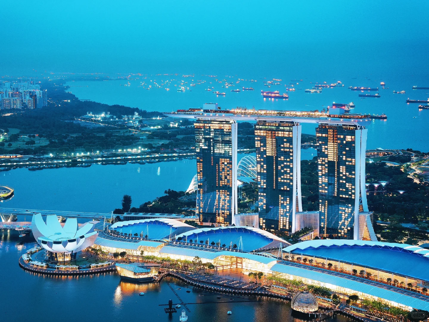 Singapore-Singapore city night view🔵 | I captured the blues moment here