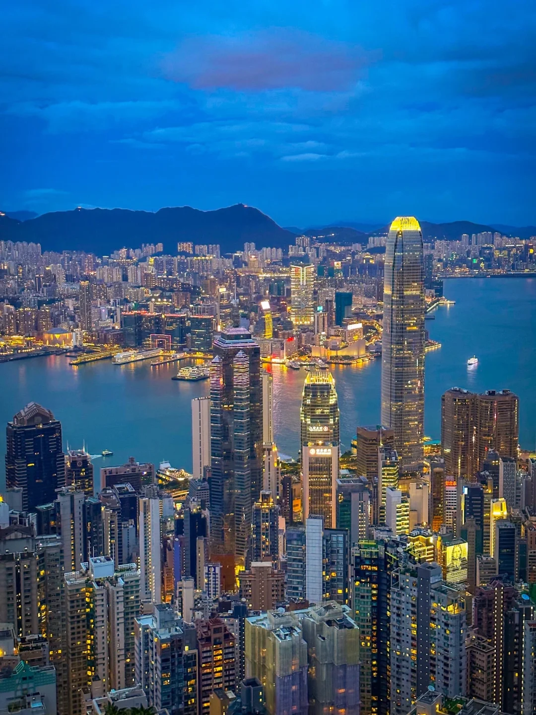 Hong kong-If you haven’t seen the night view of Victoria Harbour, you haven’t been to Hong Kong!