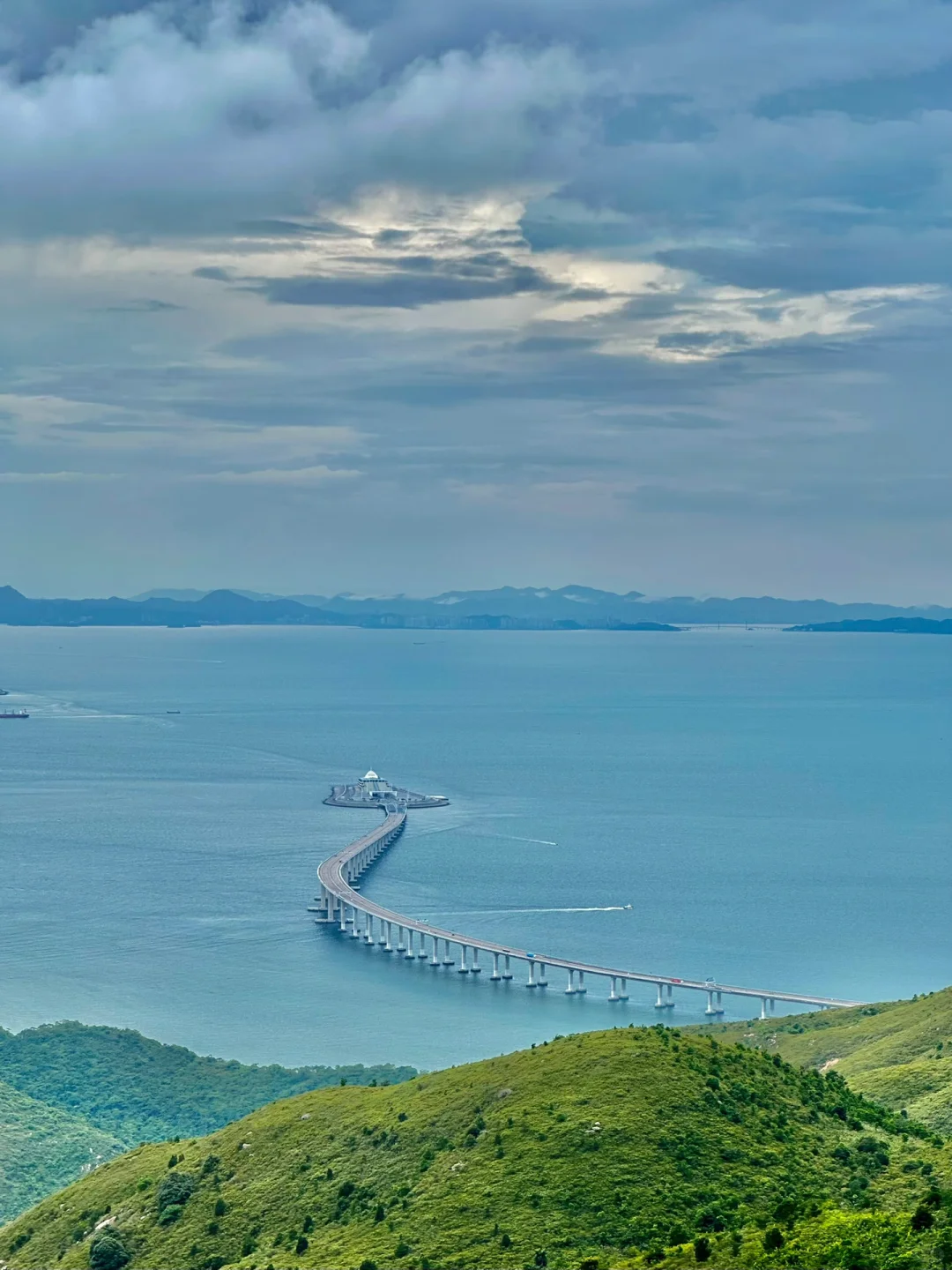 Hong kong-🚡Weekend trip to Hong Kong, the huge Buddha statue on Lantau Island cleanses your soul⛰️