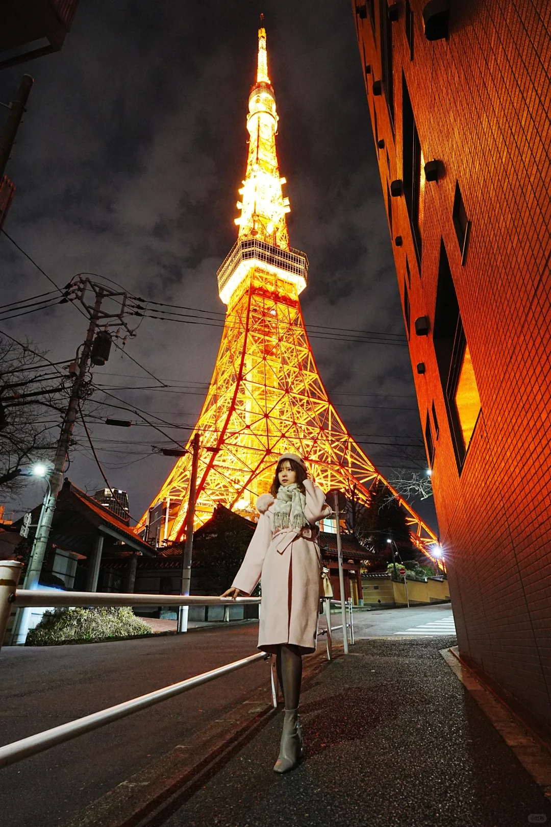 Tokyo-Which is the best place to take free photos at Tokyo Tower?