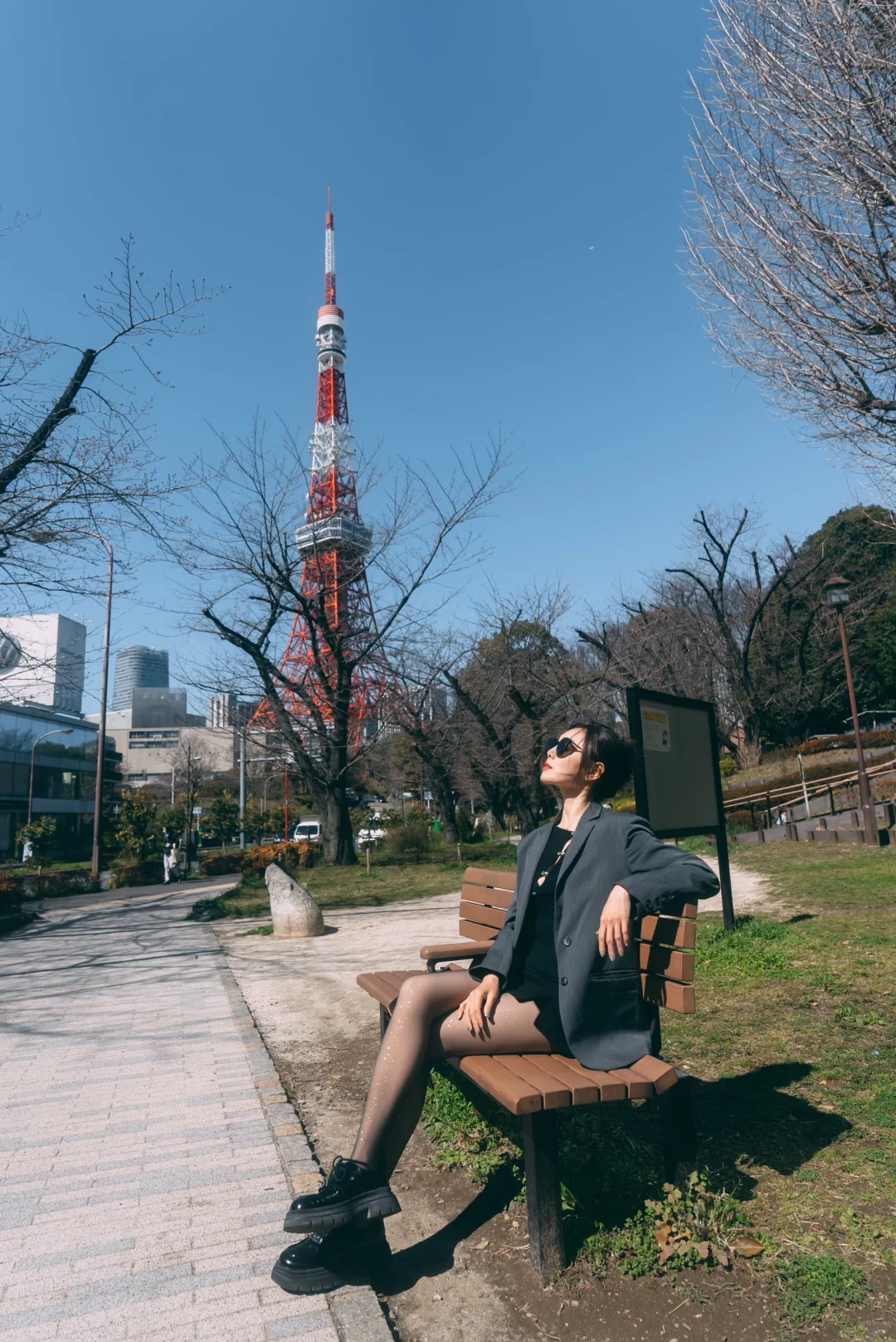 Tokyo-Tokyo Tower🗼6 leg-friendly camera positions📷Take it and take photos