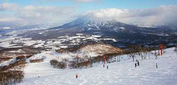 Sapporo/Hokkaido-The five major ski resorts in Hokkaido, Japan, skiing and hot springs are the right way to enjoy winter!