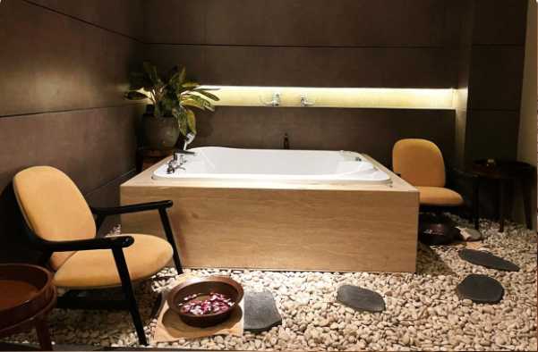 Jakarta-Gaya Spa Wellness Senopati, Indonesian Southeast Asian decoration style