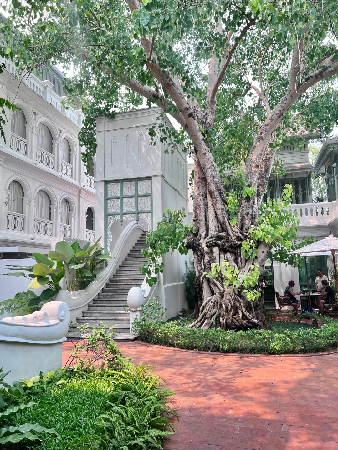 Chiang Mai-Inside house, a popular hotel in Chiang Mai, with North American decoration style