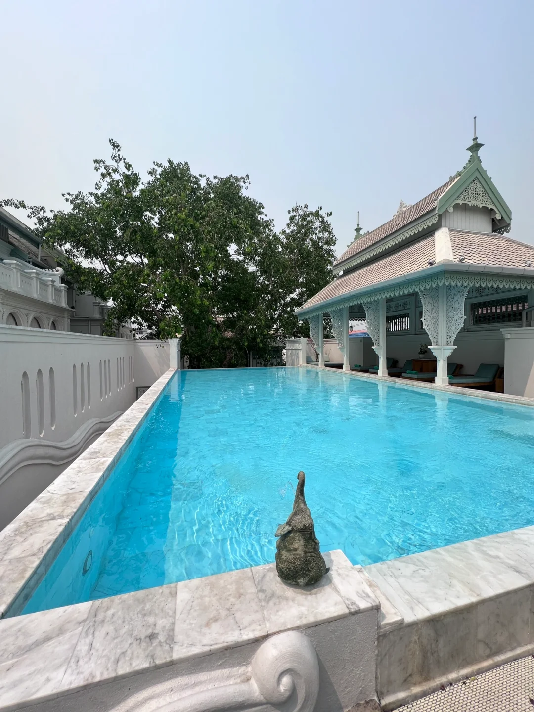 Chiang Mai-Inside house, a popular hotel in Chiang Mai, with North American decoration style