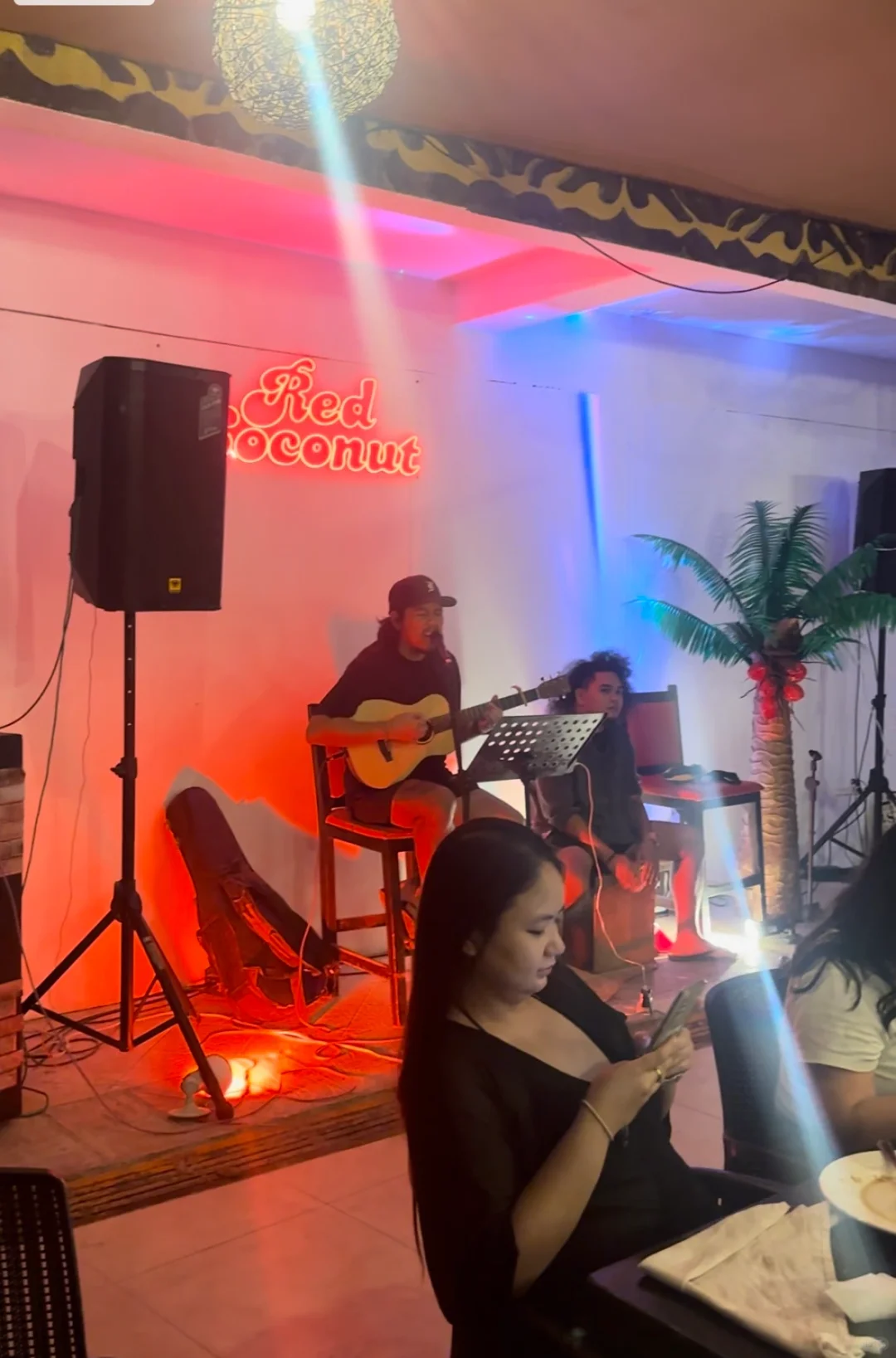 Boracay-Red Coconut Restaurant in Boracay, with live fire performances at night