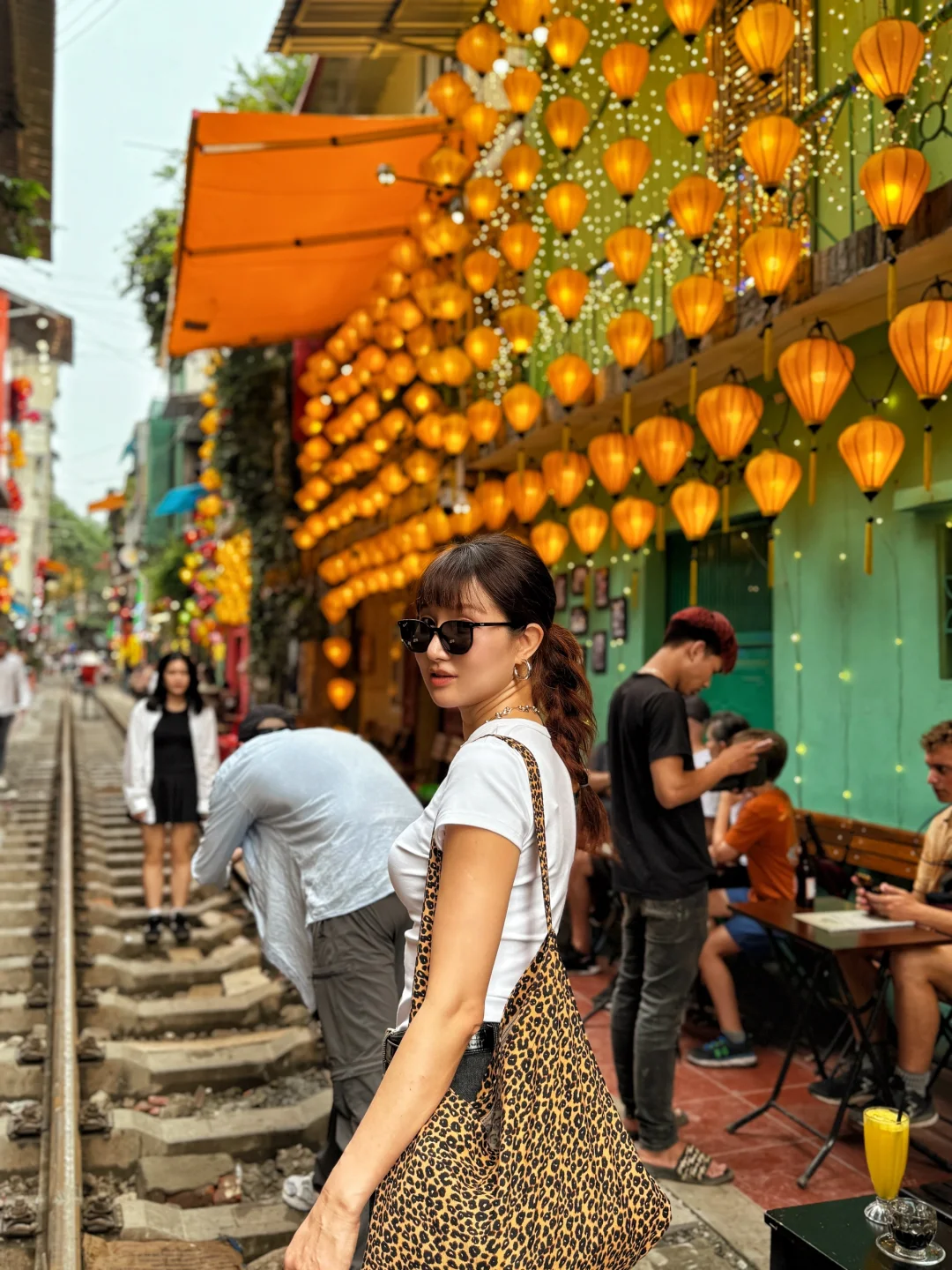 Hanoi-🚂Check-in at Hanoi Train Street in Vietnam✌🏼 (with train timetable)