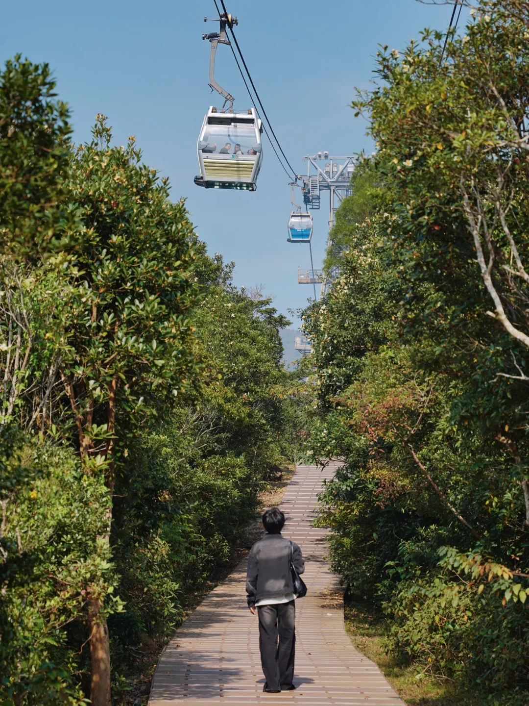 Hong kong-Traveling in Hong Kong, sunset drive to the seaside and isolated fishing village