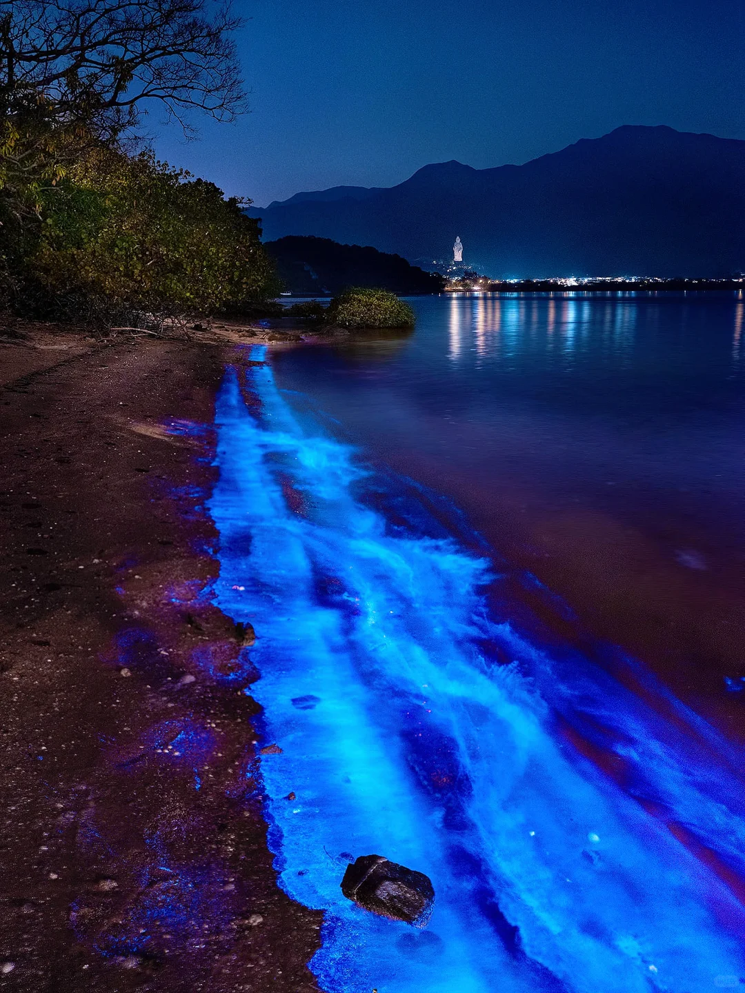 Hong kong-Hong Kong Ting Kau Beach💧, see the luminous blue tears of the sea