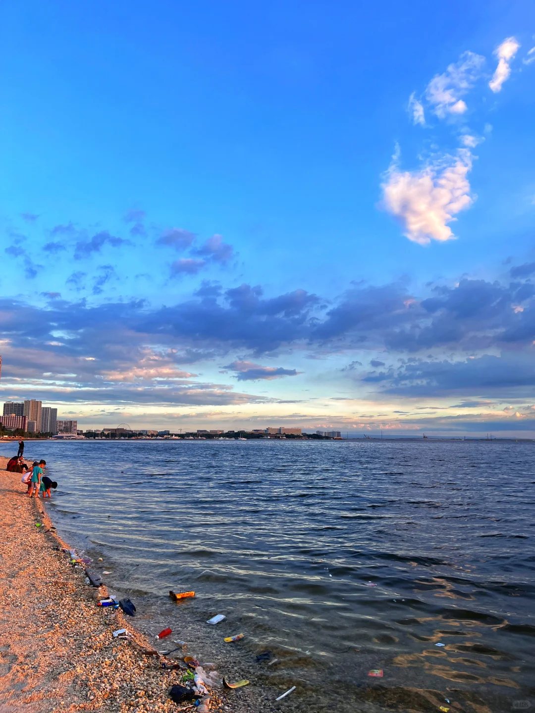 Manila/Luzon-Manila Baywalk Dolomite Beach, beautiful sea sunset scenery