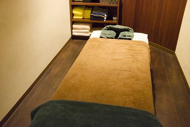 Tokyo-Cure Therapia Ogikubo Nakadori Branch, providing customized acupuncture treatments