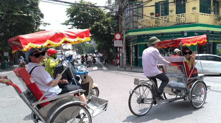 Hanoi-Traveling in Vietnam, 10 records of taking the elders to Hanoi and Halong Bay