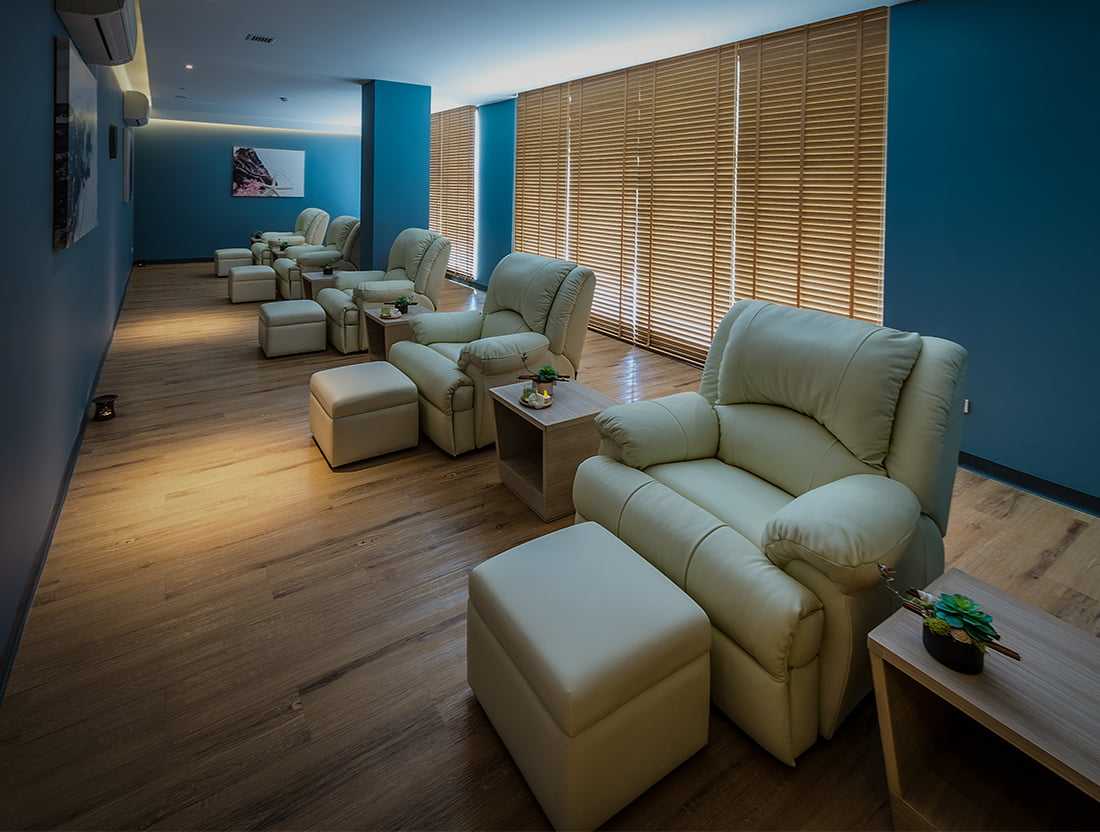 Krabi-Embrace the Calm at Let’s Relax Spa, blending grey rocks and turquoise waters