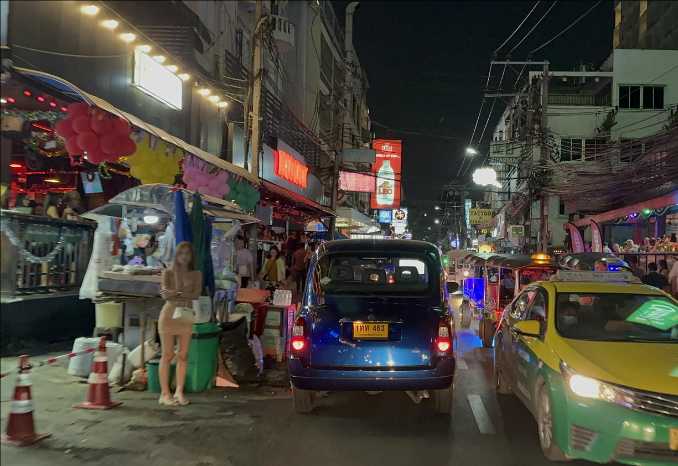 Bangkok-Bangkok's erotic nightlife, ⚠️analysis of consumption in the three major red light districts