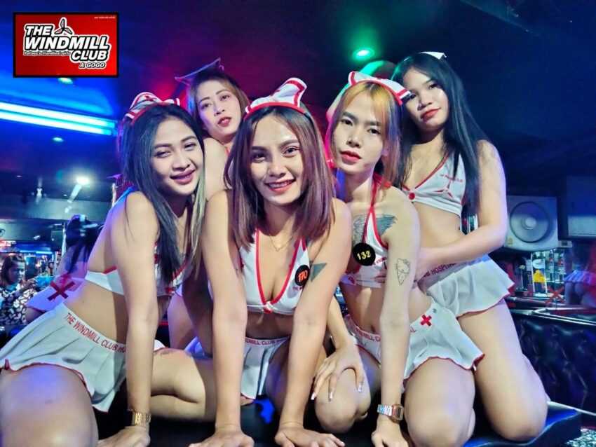 Pattaya-Pattaya Red Light District | Walking Street, bars, nightclubs, performances