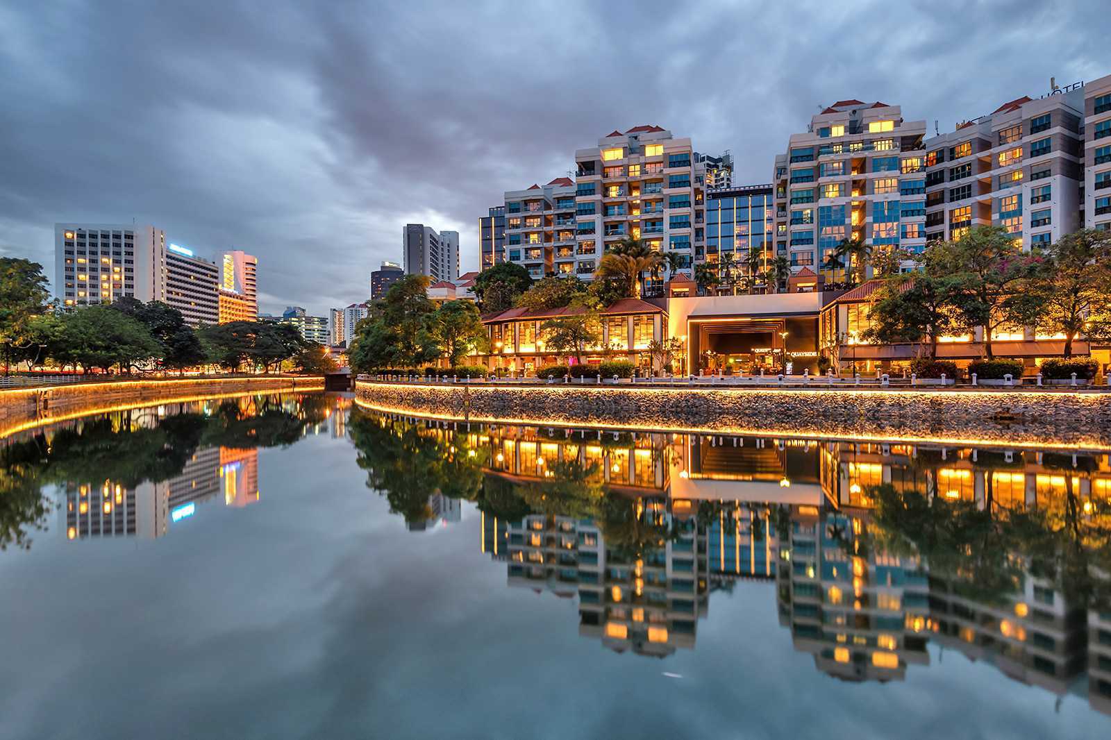 Singapore-Clarke Quay and Riverbank's best nightlife, riverbank's popular nightclubs and bars