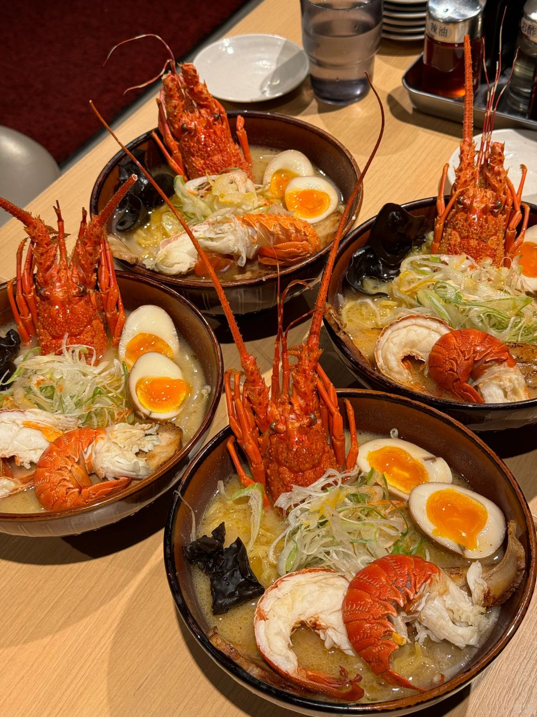 Tokyo-Tokyo Ramen Kokugikan Mai Restaurant, 🦞This big lobster ramen is only $20