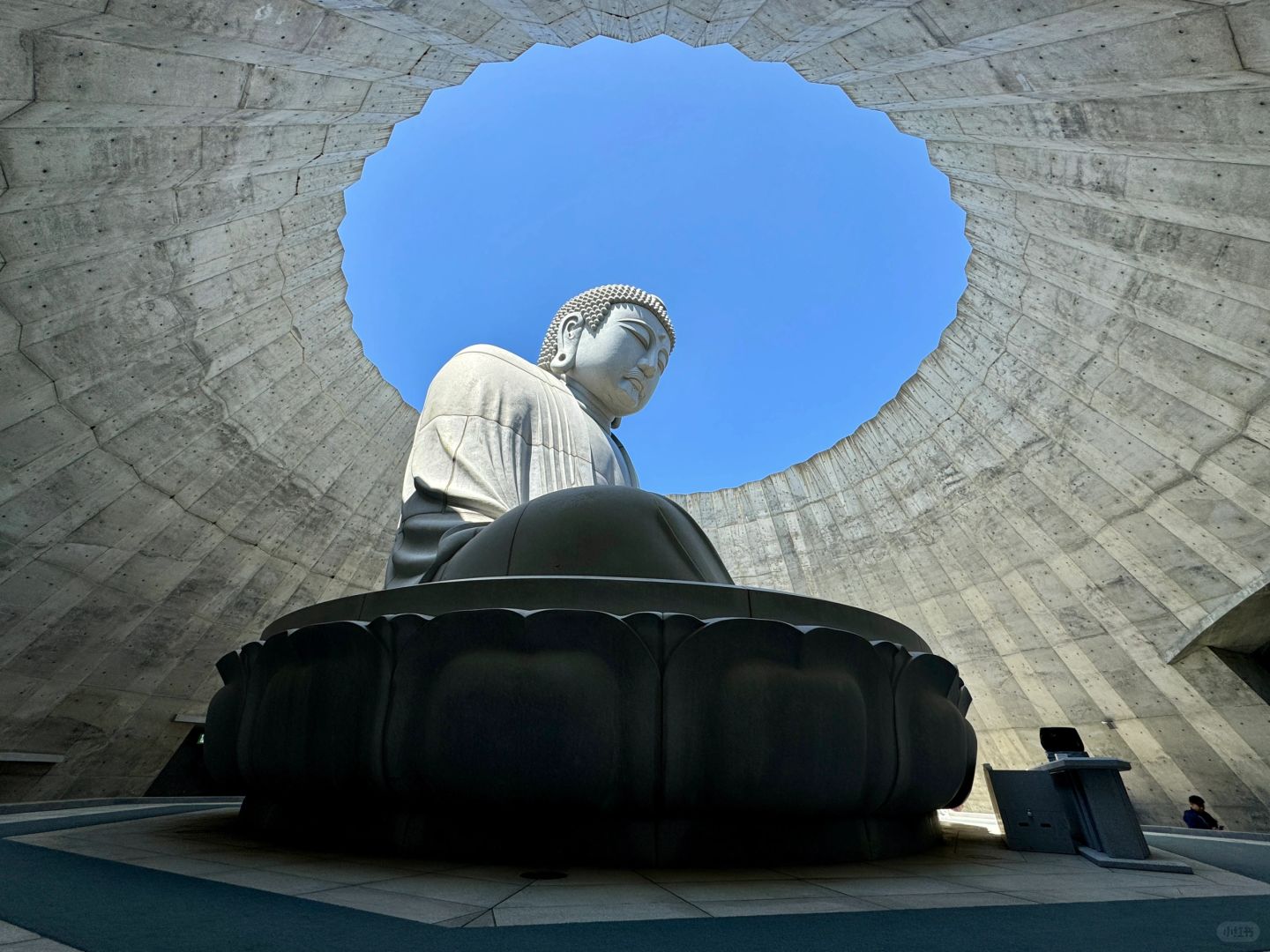 Sapporo/Hokkaido-Hill of the Buddha, Makomanai, Sapporo, viewing the Easter statues