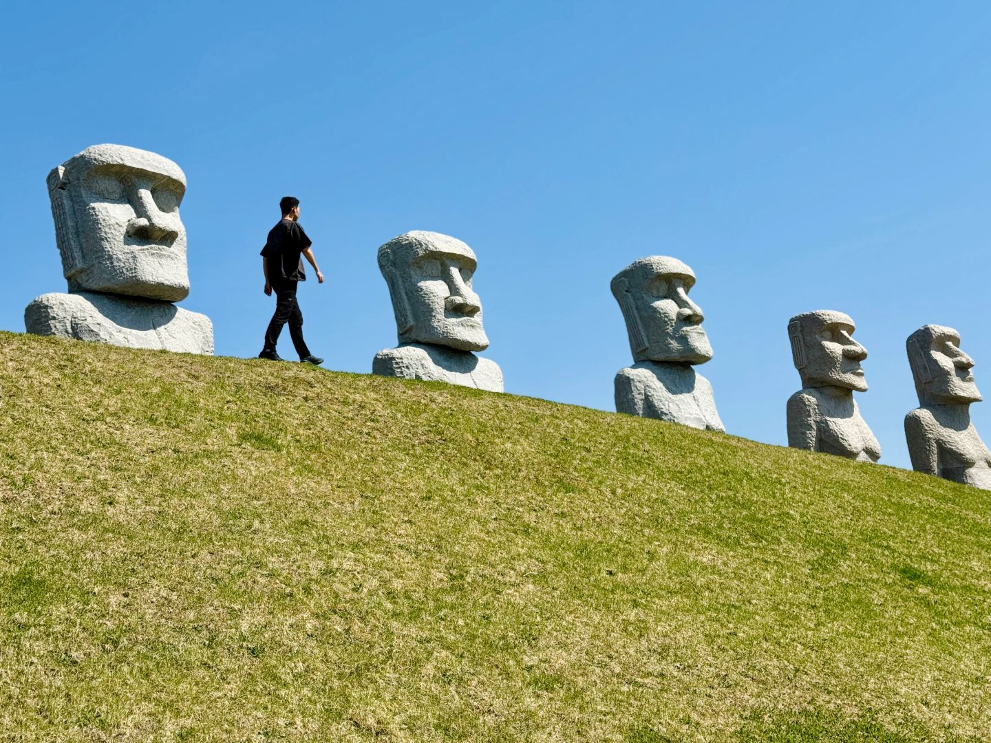 Sapporo/Hokkaido-Hill of the Buddha, Makomanai, Sapporo, viewing the Easter statues