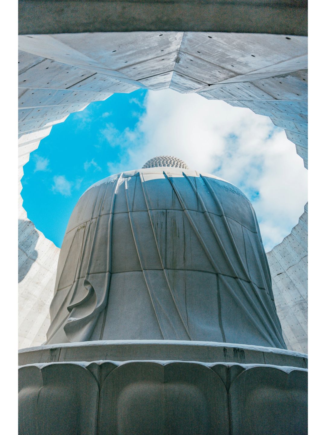 Sapporo/Hokkaido-The Great Buddha of Sapporo(头大仏), whose body is hidden under a man-made hill