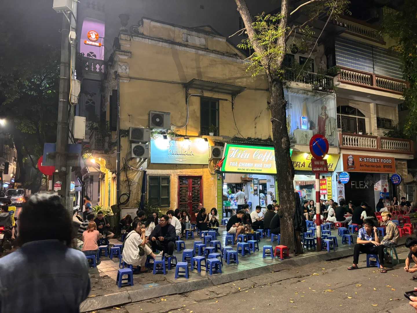 Hanoi-St Joseph Cathedral, Hanoi's nightlife is just beginning at 10pm