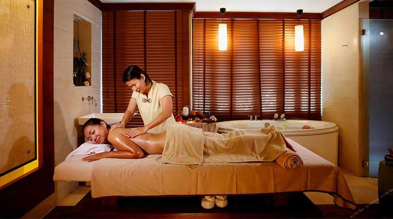 Krabi-Krabi Spa Cenvaree Premium Spa Massage, overlooking the picturesque Andaman Sea