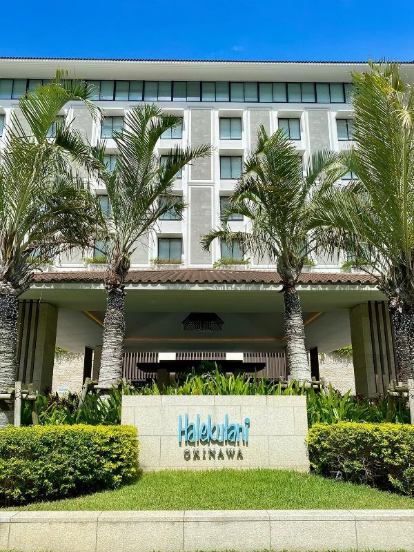 Okinawa-Halekulani Hotel occupies a 1.7km long coastline surrounded by lush Okinawa forests