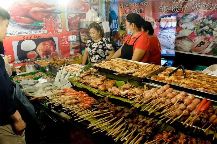 Cebu-Cebu Kamagayan Food Park Night Market🤦, where local delicacies gather